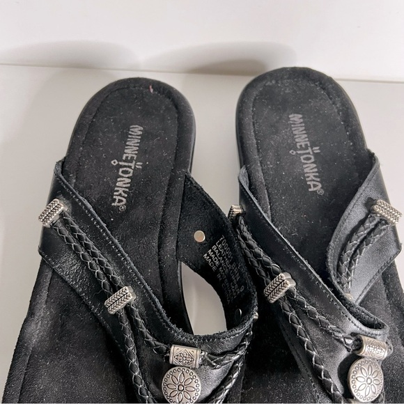 Minnetonka Black Silverbay Sandals - Picture 4 of 6
